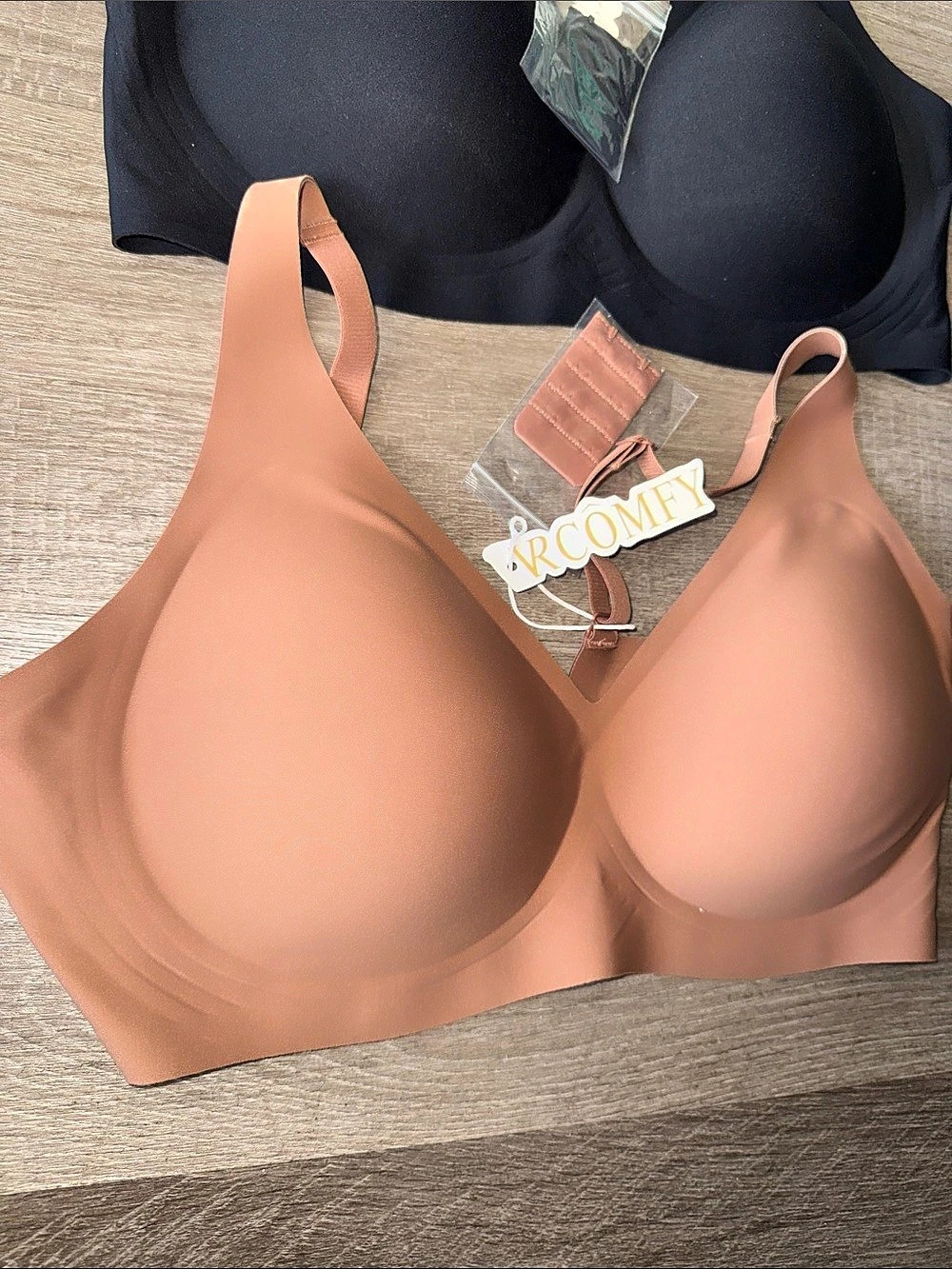 RCOMEFY Wireless Full Coverage Bras Brown & Black Size XL NWT